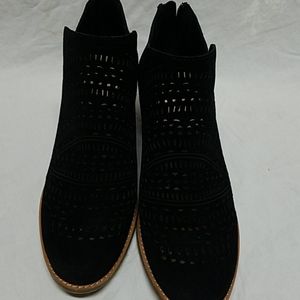 Laser cut Earth booties